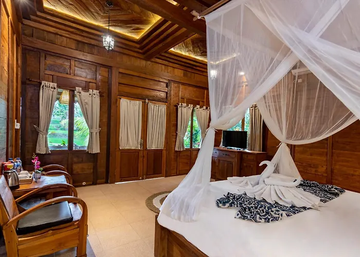 Taksu By Dhananjaya Hospitality 4*